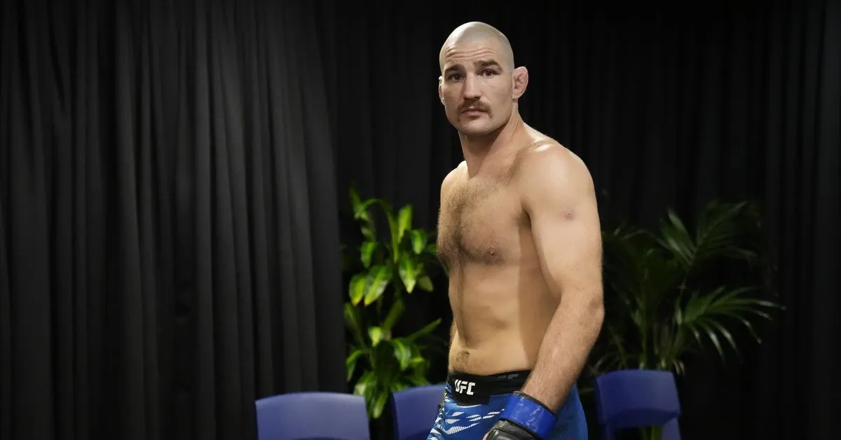Sean Strickland Membalas Dan Henderson Mengklaim Dirinya Diusir dari Sasana: ‘Semua Ini Tidak Benar’