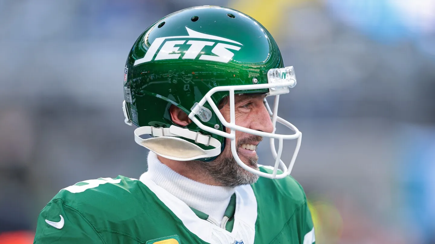 Aaron Rodgers Resmi Jadi Pemain Steeler