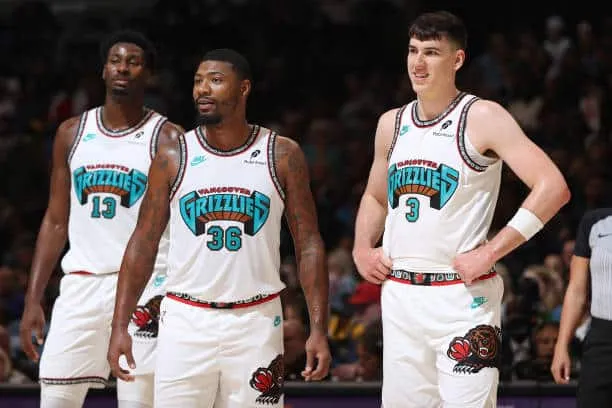 Jake LaRavia Senang Reuni Dengan Marcus Smart di Lakers