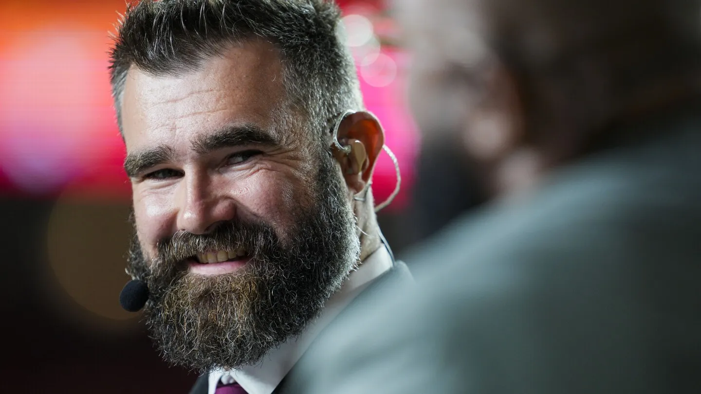 Jason Kelce Usul Laga Penentu Tim Olimpiade AS 2028