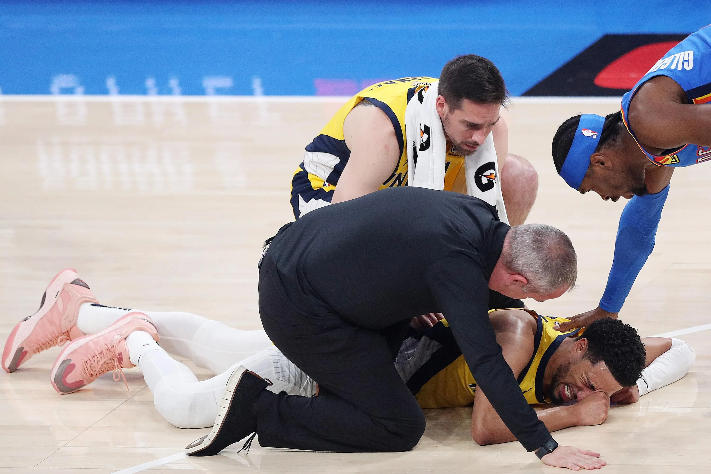 "Tyrese Haliburton Pacers Unggah Usai Operasi Cedera Achilles, 'Ini Menyebalkan'"