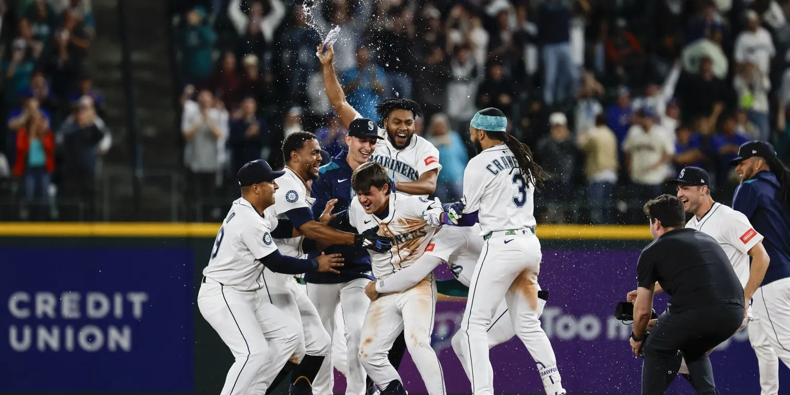 Kembalinya Bola Kekacauan: Mariners Manfaatkan Kedua Ujung Pemukul dalam Kemenangan Walk-off